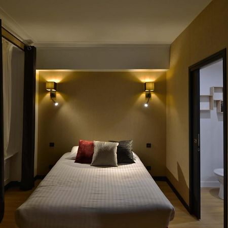 Hotel Le Tiburon 瑟堡 外观 照片