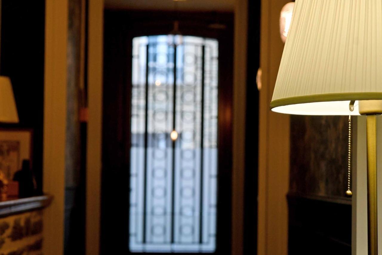Hotel Le Tiburon 瑟堡 外观 照片